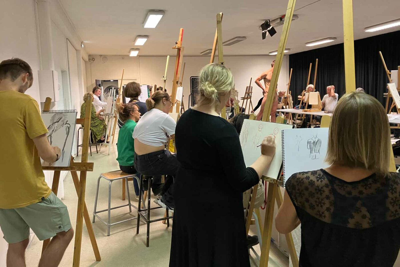 Pratiques amateurs, cours de dessin